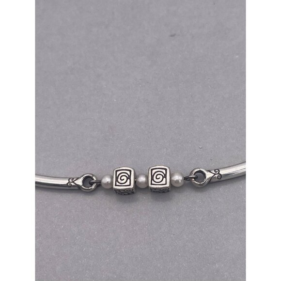 Brighton Detailed Beads with Pearl Long Curved Link Necklace Silver Tone 17 in - Picture 4 of 6